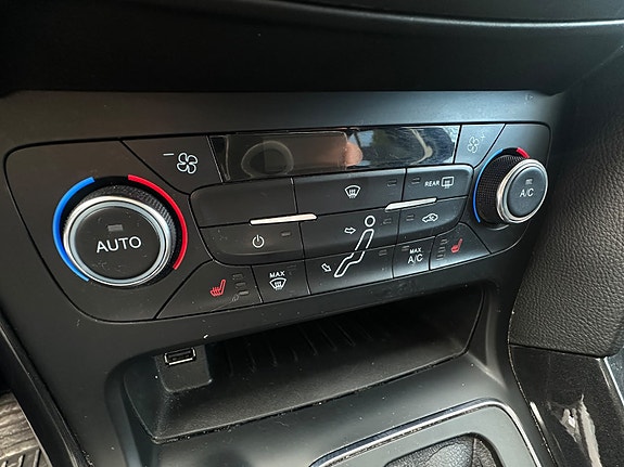 Ford Focus 24 of 27