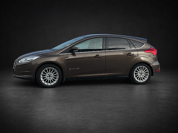 Ford Focus 3 of 27
