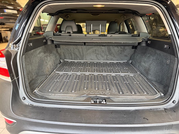 Volvo XC70 17 of 22