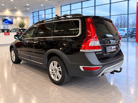 Volvo XC70 4 of 22