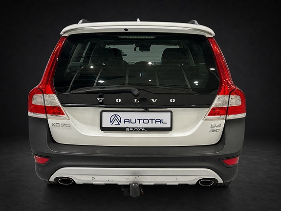 Volvo XC70 7 of 28