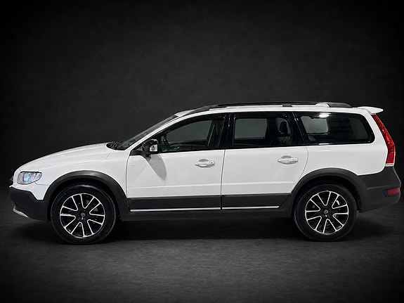 Volvo XC70 5 of 28