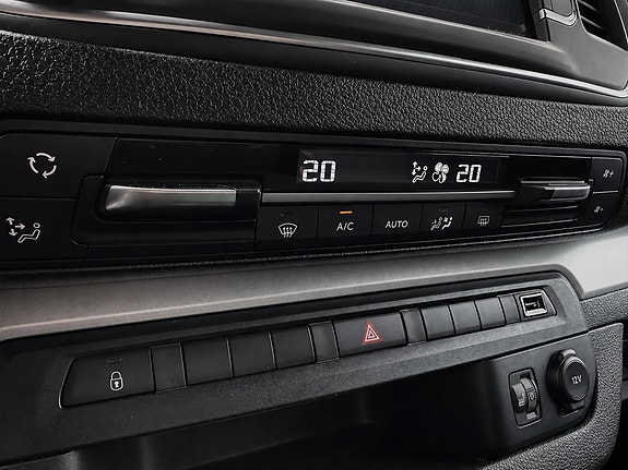 Toyota Proace 23 of 25