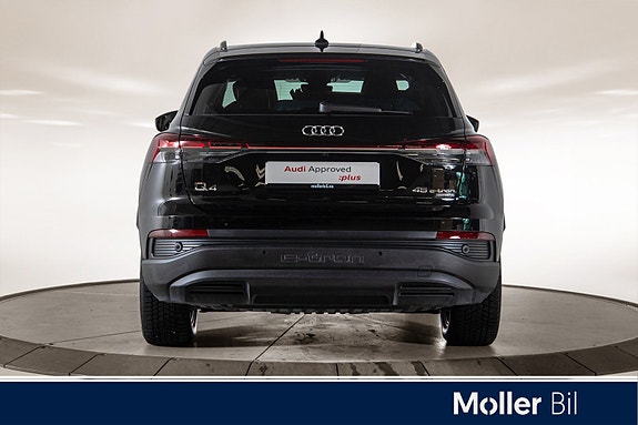 Audi Q4 e-tron 4 of 29