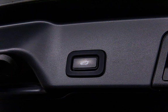 Land Rover Range Rover Evoque 14 of 30