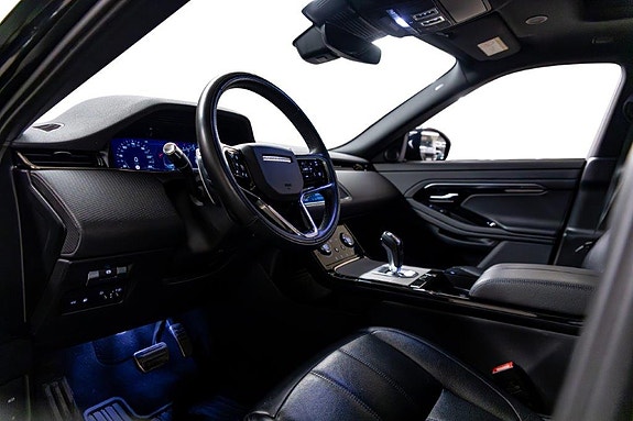 Land Rover Range Rover Evoque 16 of 30