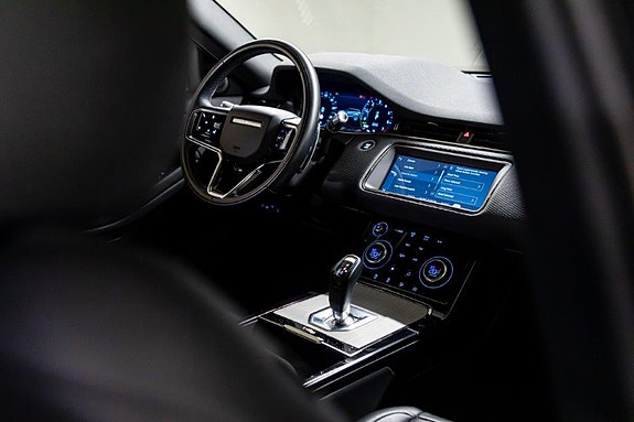 Land Rover Range Rover Evoque 22 of 30