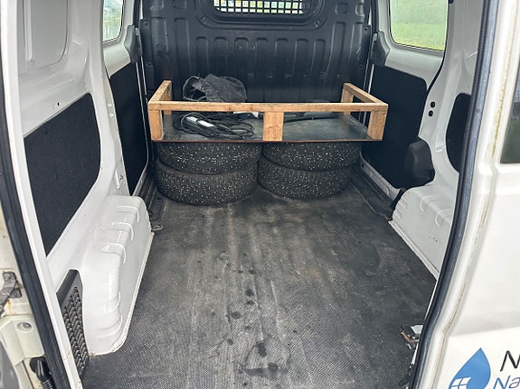 Nissan e-NV200 14 of 21