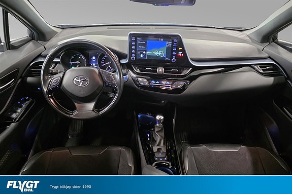 Toyota C-HR 9 of 28