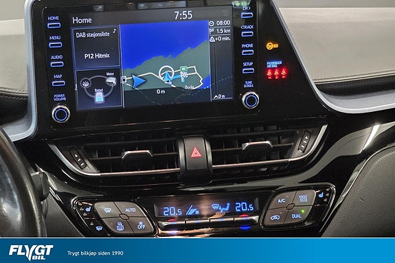 Toyota C-HR 21 of 28