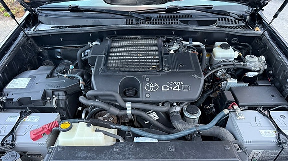 Toyota Land Cruiser 14 of 16