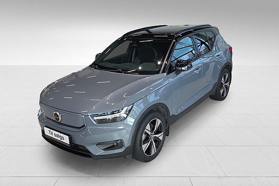 Volvo XC40 10 of 30