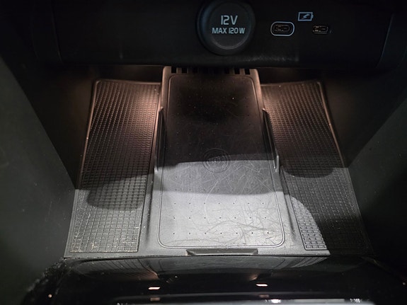 Volvo XC40 24 of 30