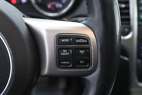 Jeep Grand Cherokee 20 of 30