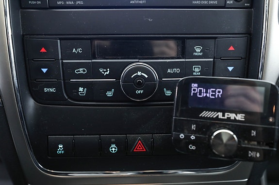 Jeep Grand Cherokee 27 of 30