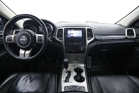 Jeep Grand Cherokee 15 of 30