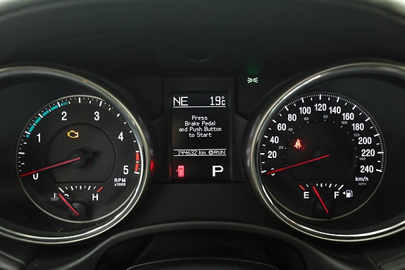 Jeep Grand Cherokee 21 of 30