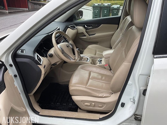 Nissan X-Trail 9 of 30