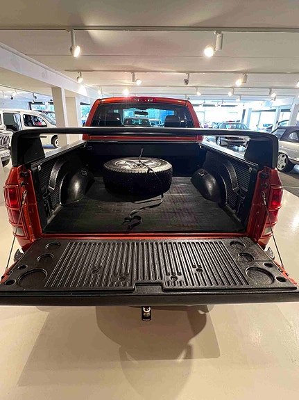Dodge RAM 14 of 29