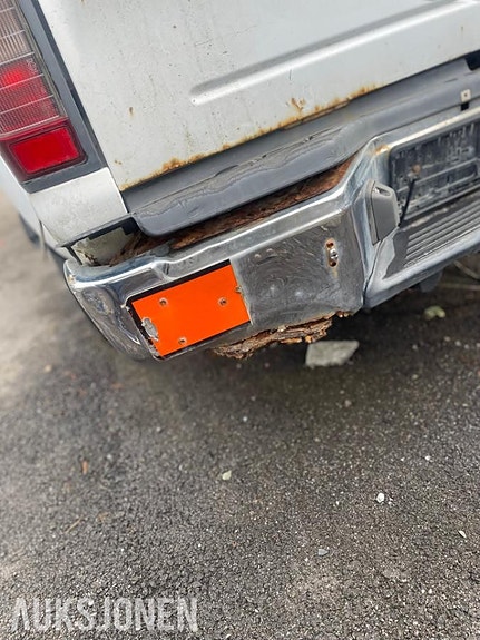 Nissan King Cab 15 of 15