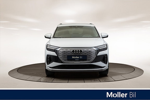 Audi Q4 e-tron 6 of 26