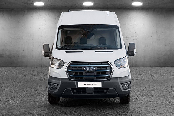 Ford E-Transit 350 L4 Van 3 of 22