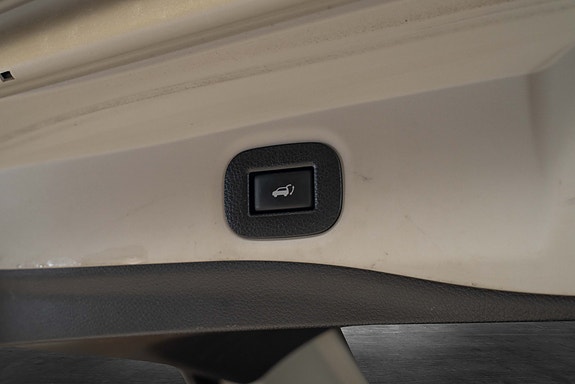 Nissan X-Trail 27 of 27