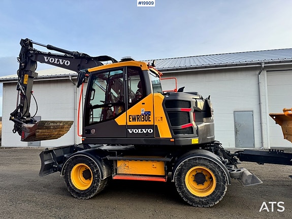 Volvo EWR130 Hjulgraver m/ Rototilt og 2 skuffer. 900 Timer! 16 of 30
