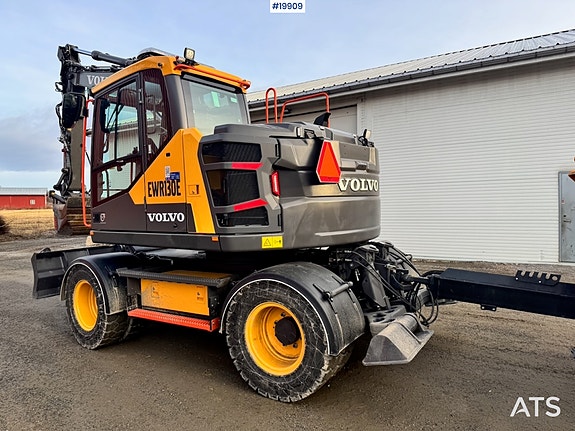Volvo EWR130 Hjulgraver m/ Rototilt og 2 skuffer. 900 Timer! 9 of 30