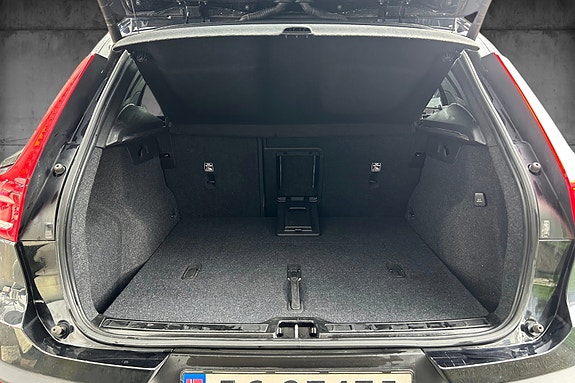 Volvo XC40 15 of 15