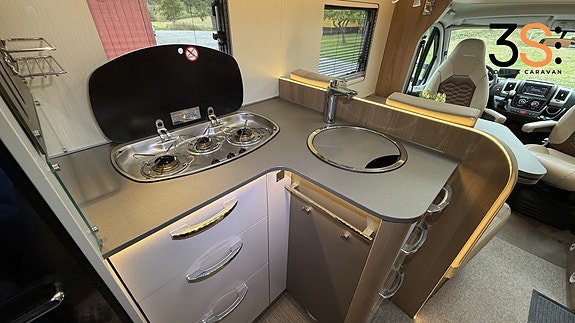 Bürstner Lyseo BT 728 Nordic Edition | Garanti | To enkle senger | Ombyggingsett for senger og sittegruppe | Aircondition, Automat | Lav KM | Skinn Interriør | Nye vinterdekk | Svært godt vedlikeholdt 18 of 30