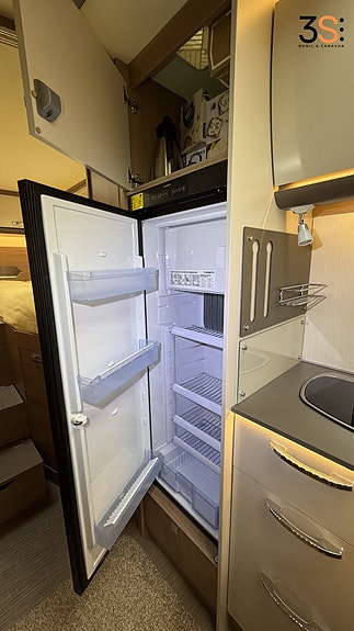 Bürstner Lyseo BT 728 Nordic Edition | Garanti | To enkle senger | Ombyggingsett for senger og sittegruppe | Aircondition, Automat | Lav KM | Skinn Interriør | Nye vinterdekk | Svært godt vedlikeholdt 17 of 30