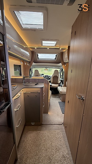 Bürstner Lyseo BT 728 Nordic Edition | Garanti | To enkle senger | Ombyggingsett for senger og sittegruppe | Aircondition, Automat | Lav KM | Skinn Interriør | Nye vinterdekk | Svært godt vedlikeholdt 15 of 30