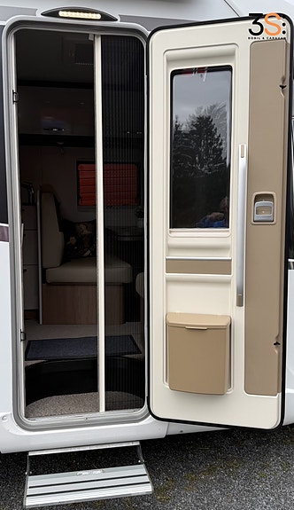 Bürstner Lyseo BT 728 Nordic Edition | Garanti | To enkle senger | Ombyggingsett for senger og sittegruppe | Aircondition, Automat | Lav KM | Skinn Interriør | Nye vinterdekk | Svært godt vedlikeholdt 10 of 30