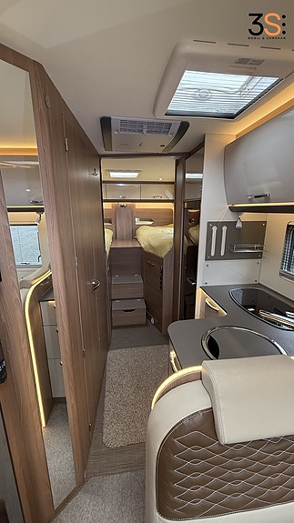 Bürstner Lyseo BT 728 Nordic Edition | Garanti | To enkle senger | Ombyggingsett for senger og sittegruppe | Aircondition, Automat | Lav KM | Skinn Interriør | Nye vinterdekk | Svært godt vedlikeholdt 21 of 30