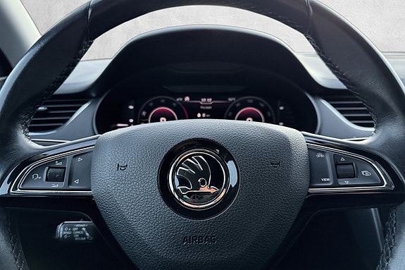 Skoda Octavia 19 of 30