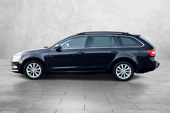 Skoda Octavia 9 of 30
