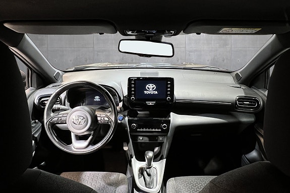 Toyota Yaris Cross 8 of 23