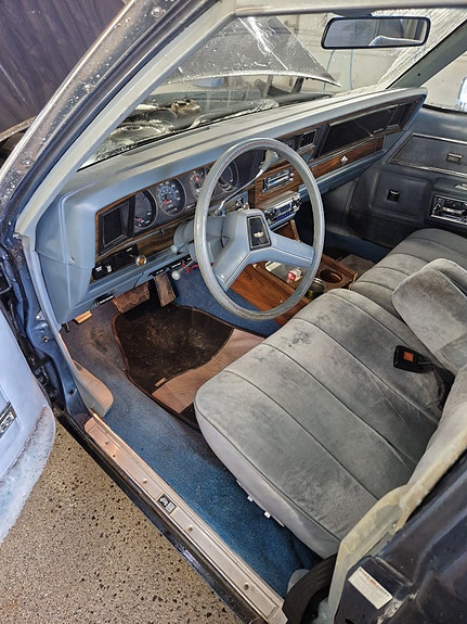 Chevrolet Caprice 4 of 23