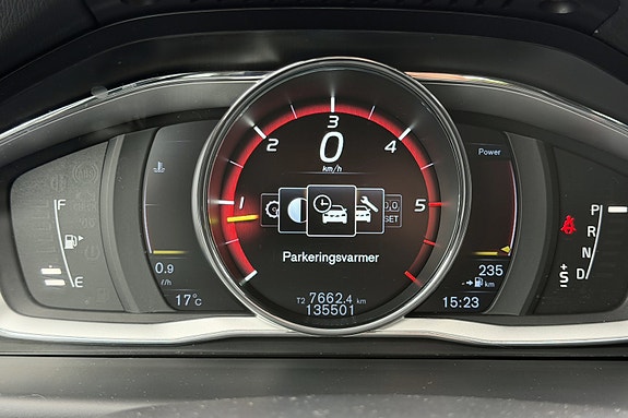 Volvo V70 16 of 30