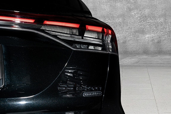 Audi Q4 e-tron 10 of 30