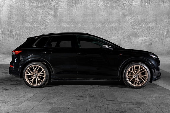Audi Q4 e-tron 11 of 30