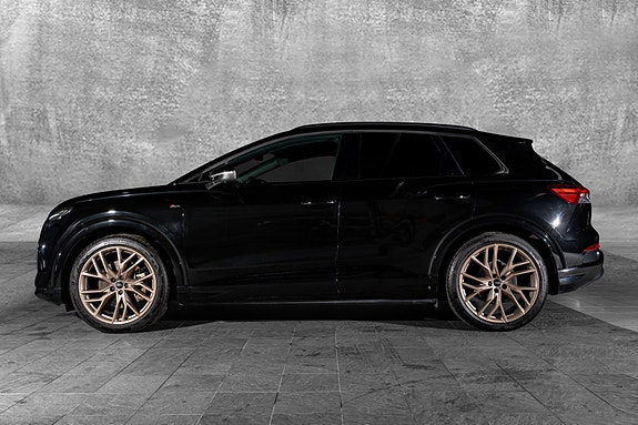 Audi Q4 e-tron 13 of 30