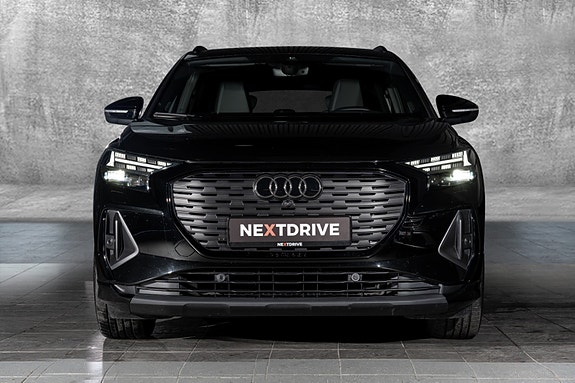 Audi Q4 e-tron 3 of 30