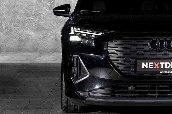 Audi Q4 e-tron 4 of 30