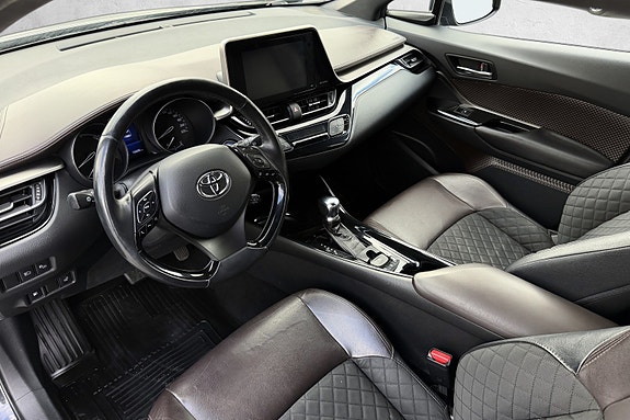 Toyota C-HR 9 of 29