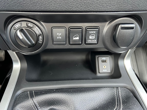 Nissan Navara 26 of 30