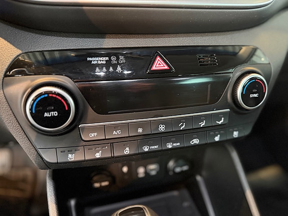 Hyundai Tucson 19 of 24