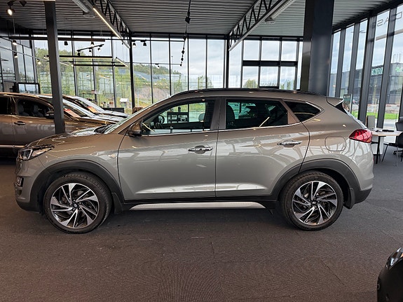 Hyundai Tucson 4 of 24