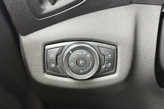 Ford Transit Connect 26 of 30